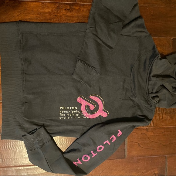 Peloton zip up hoodie - Picture 3 of 4